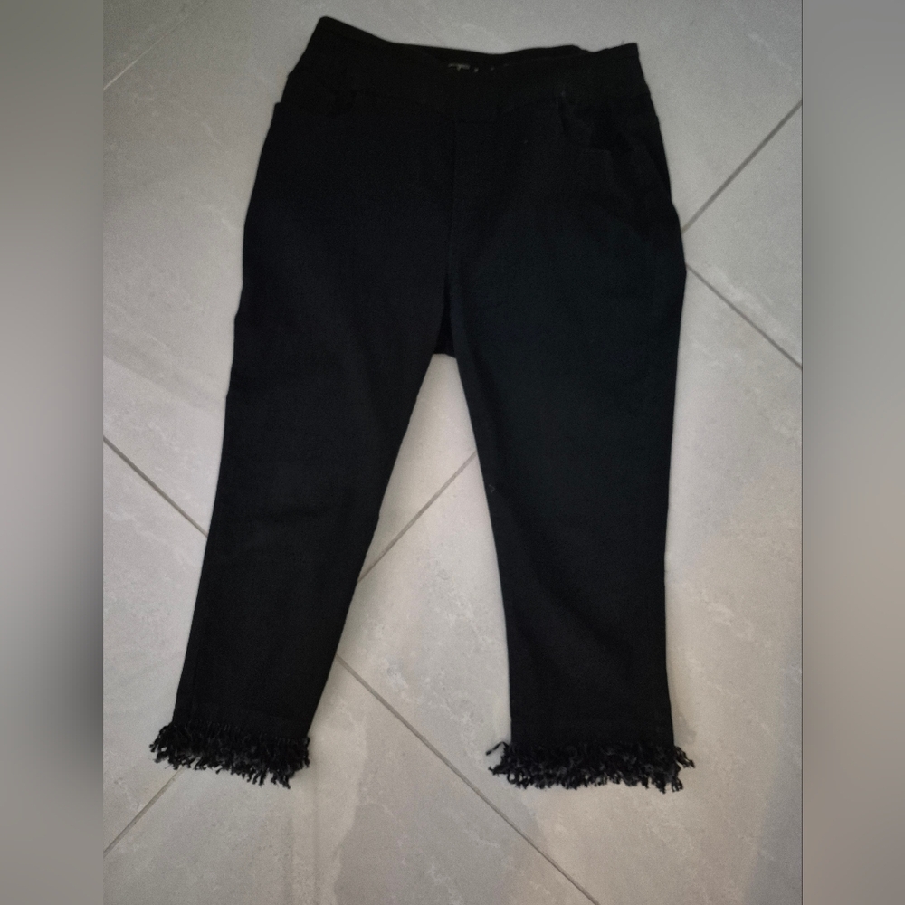 Ethyl Black Fringe Hem Pants Sz 16